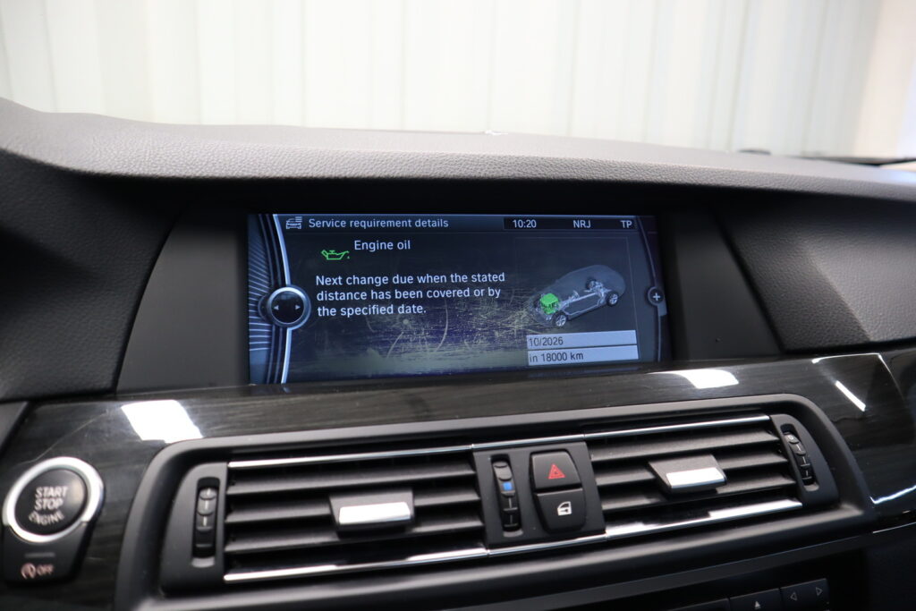 BMW 525, image 13