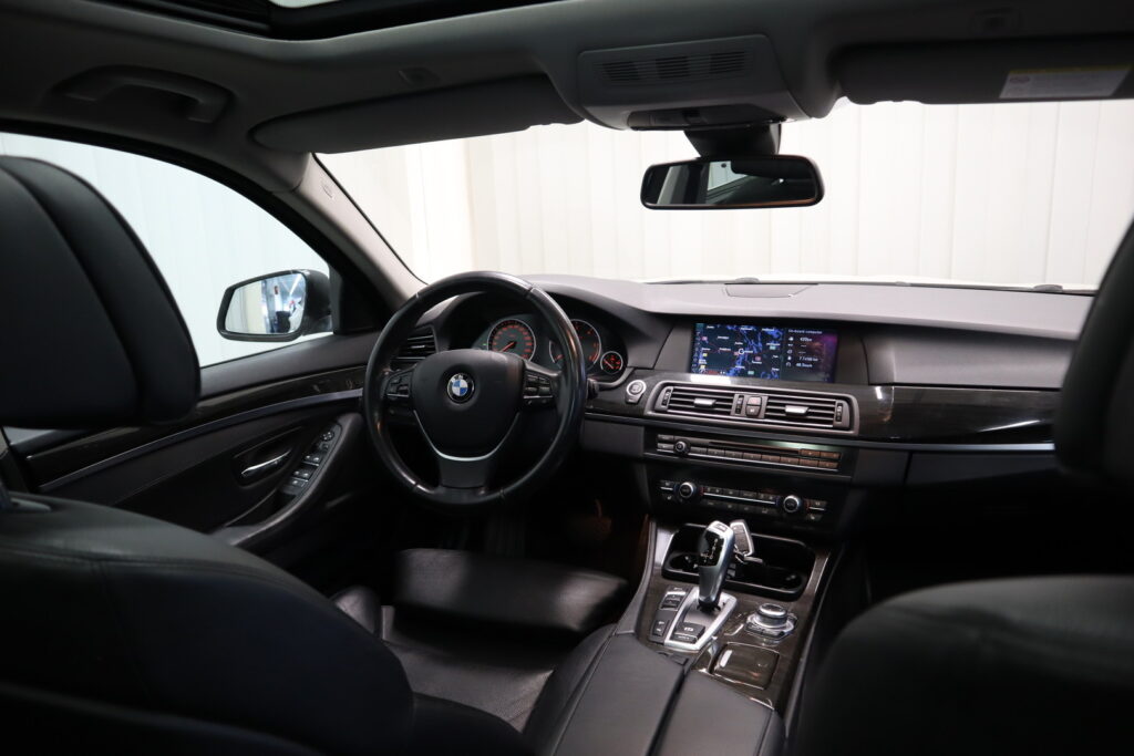 BMW 525, image 15