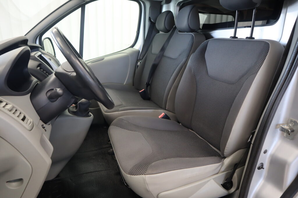 Opel Vivaro, image 8