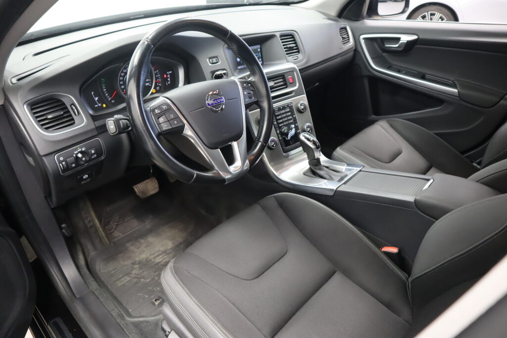 Volvo V60, image 7