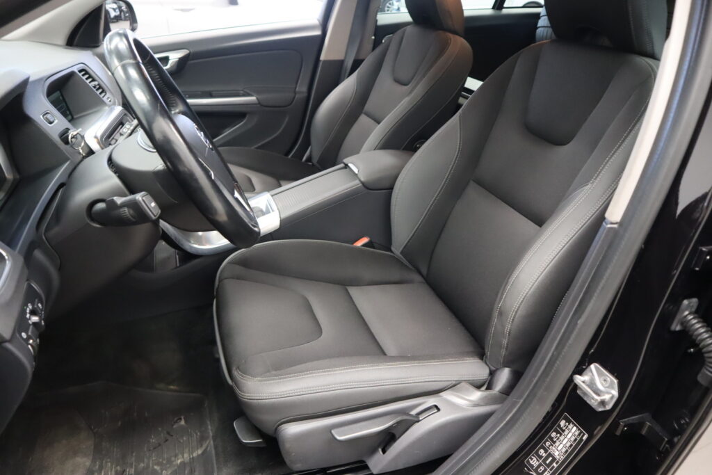 Volvo V60, image 8