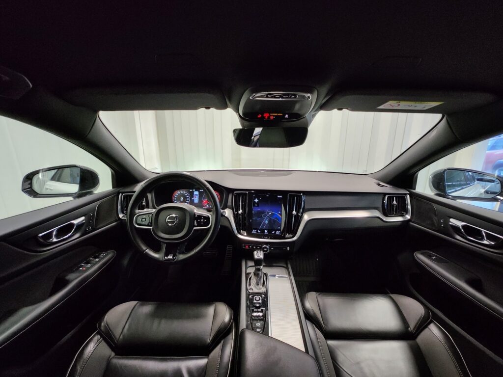 Volvo V60, image 10