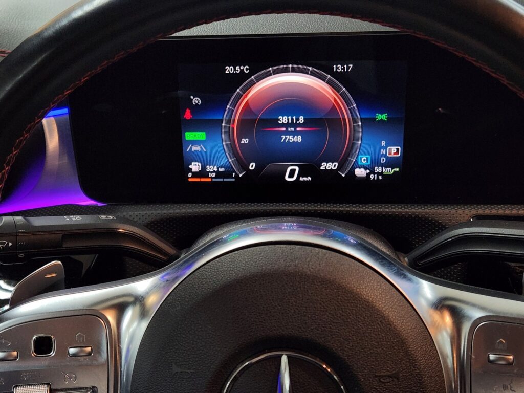 Mercedes-Benz CLA, image 11