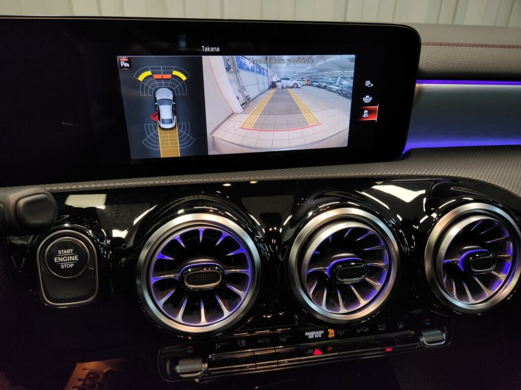 Mercedes-Benz CLA, image 13