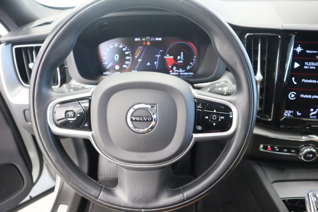 Volvo XC60, image 11