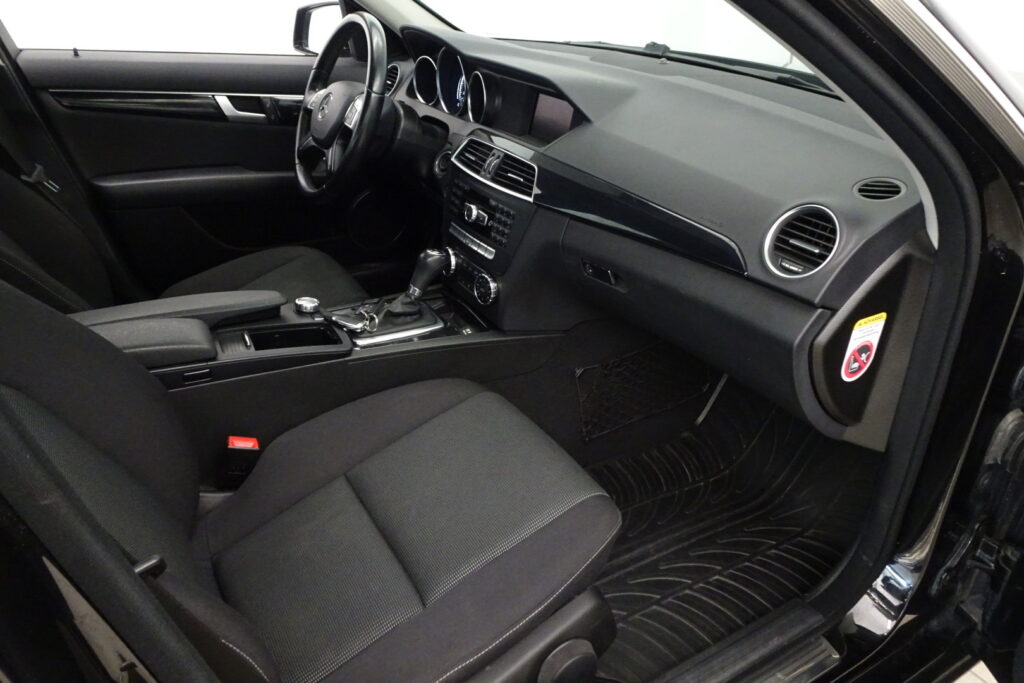 Mercedes-Benz C, image 13