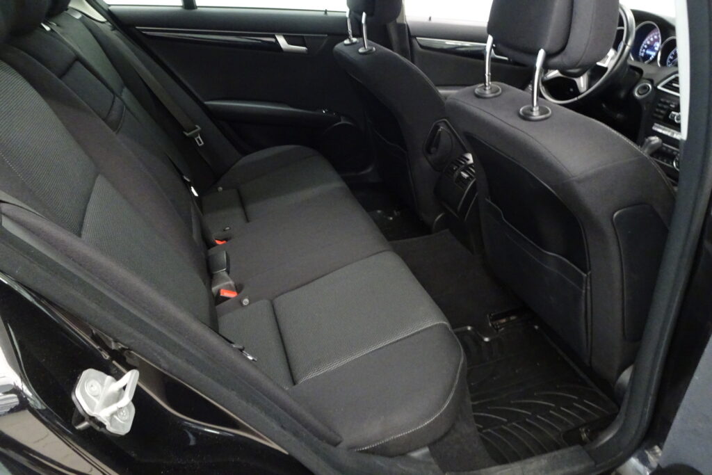 Mercedes-Benz C, image 14