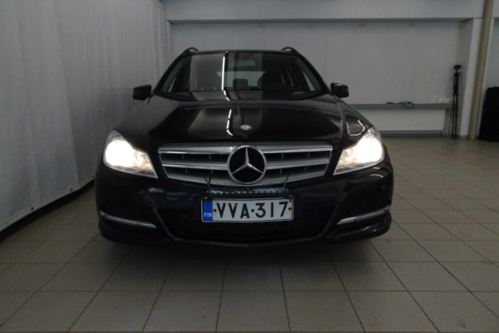 Mercedes-Benz C, image 2
