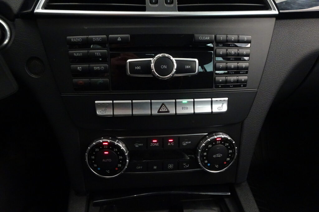 Mercedes-Benz C, image 9