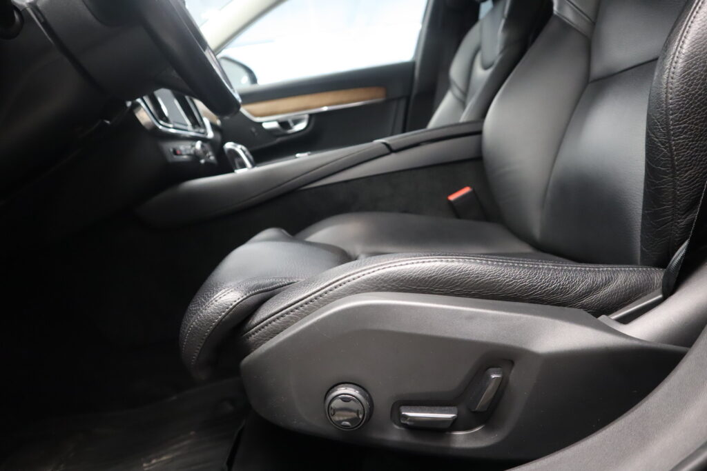 Volvo V90, image 12
