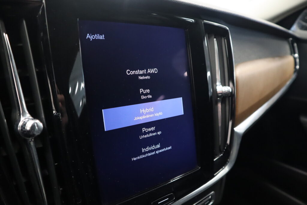 Volvo V90, image 16