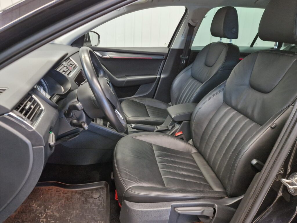 Skoda Octavia, image 10