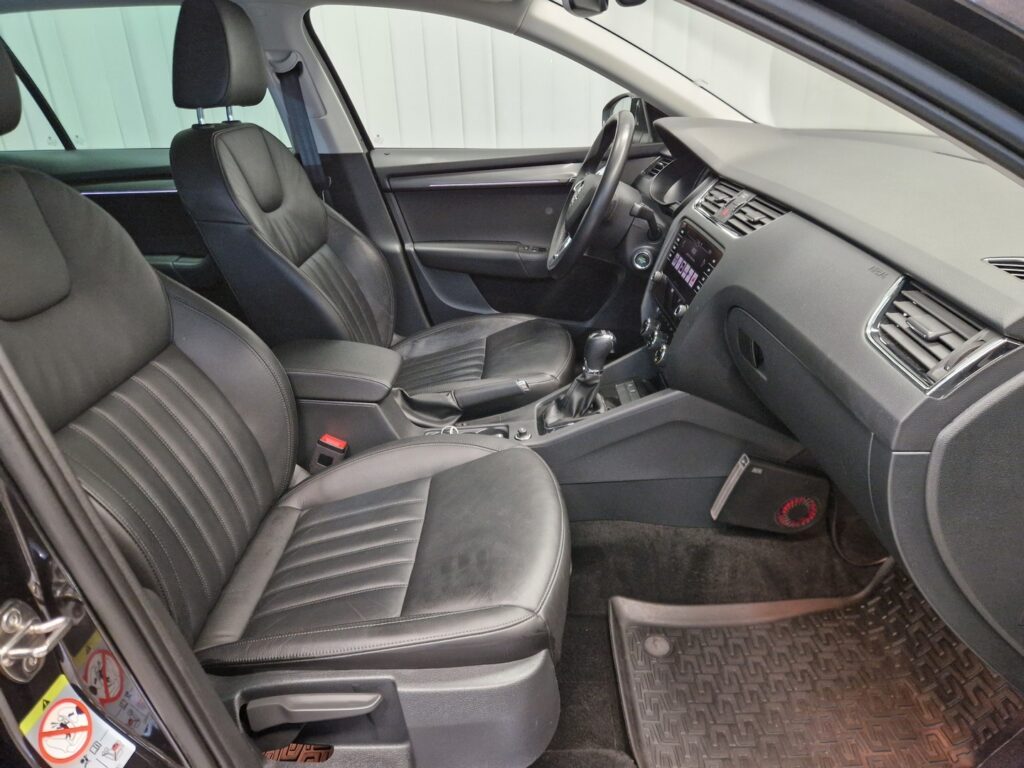 Skoda Octavia, image 11