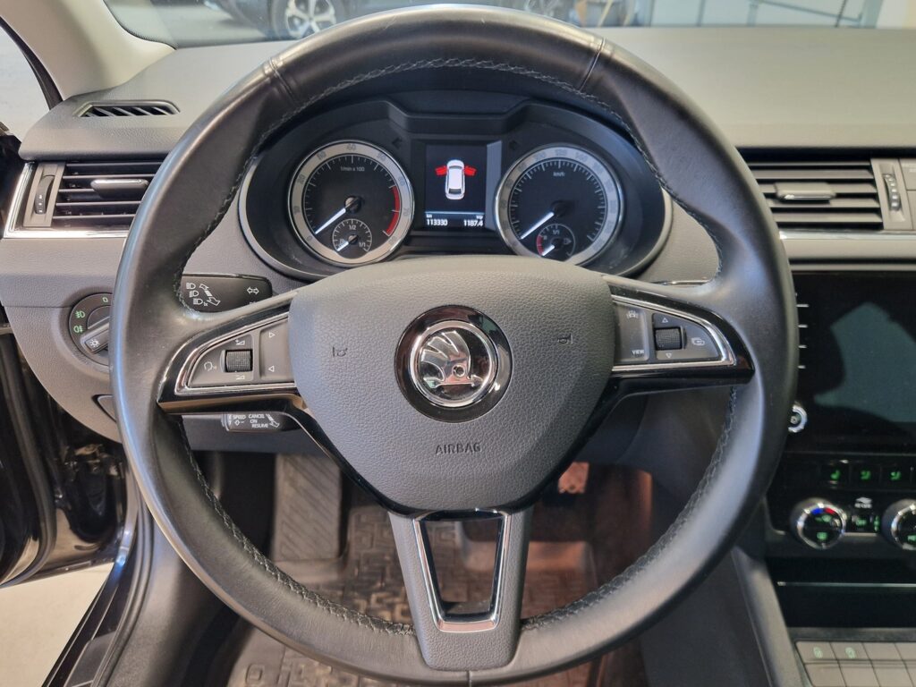 Skoda Octavia, image 9