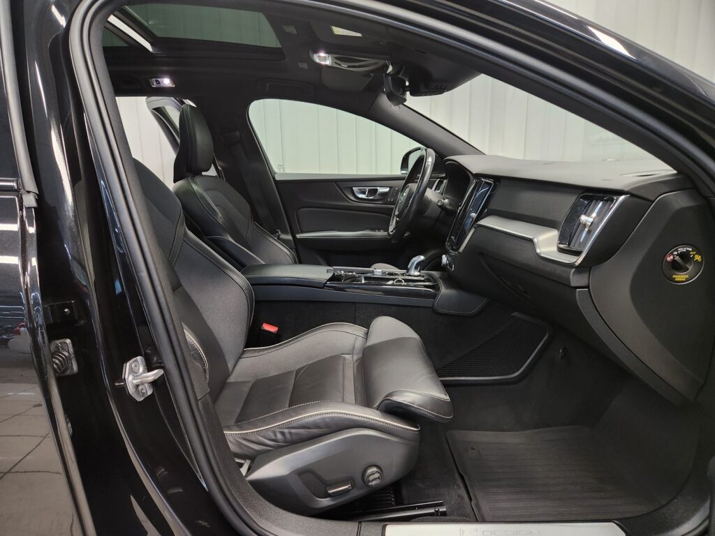 Volvo V60, image 9