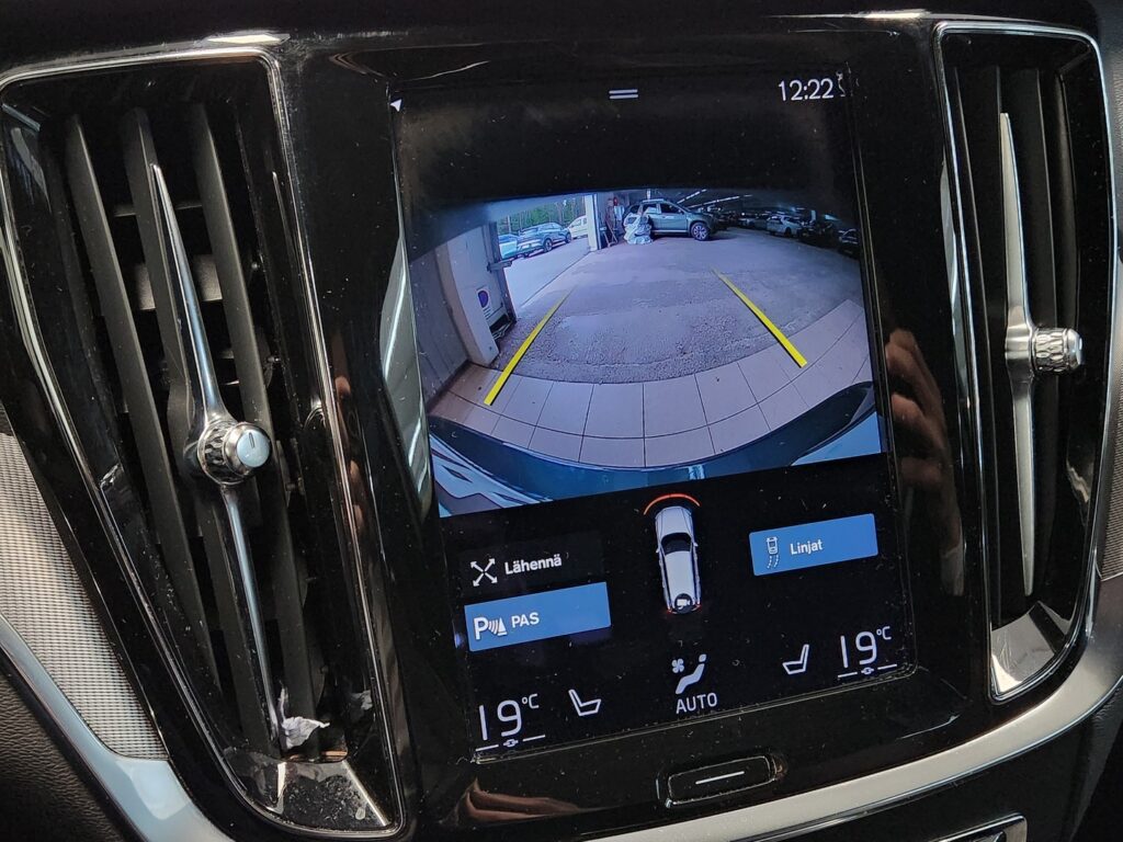 Volvo V60, image 12