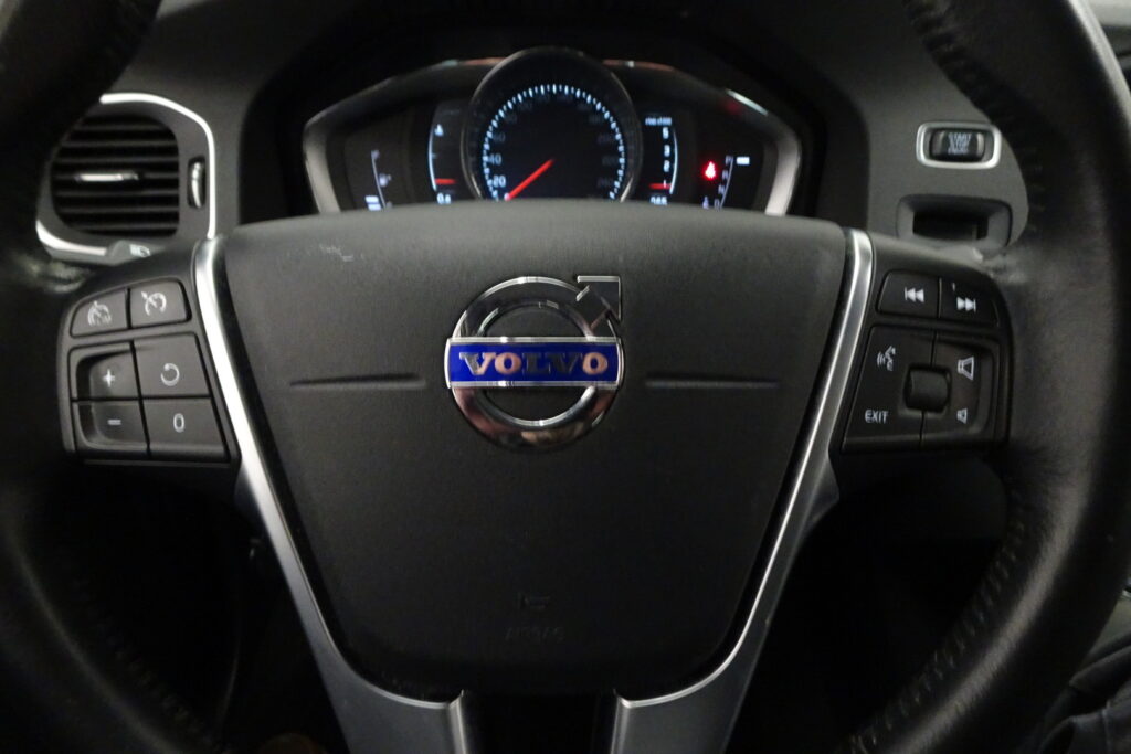 Volvo S60, image 6