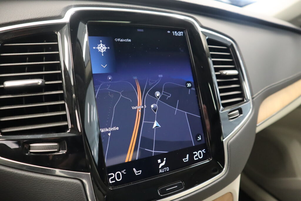 Volvo XC90, image 21