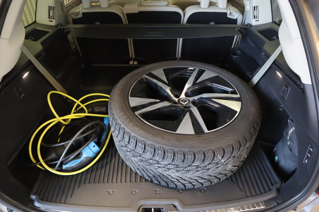 Volvo XC90, image 25