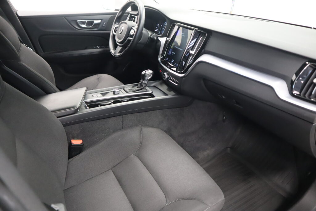VOLVO V60, image 10