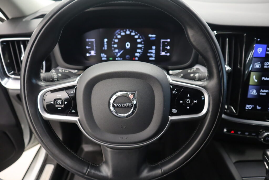 VOLVO V60, image 11