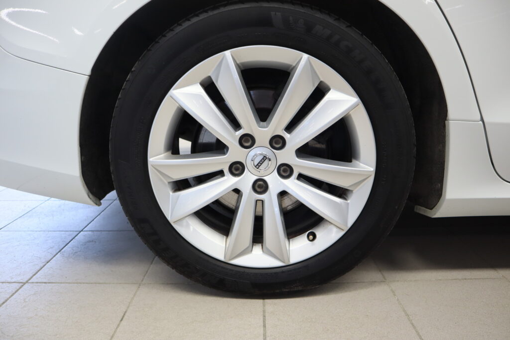 VOLVO V60, image 23