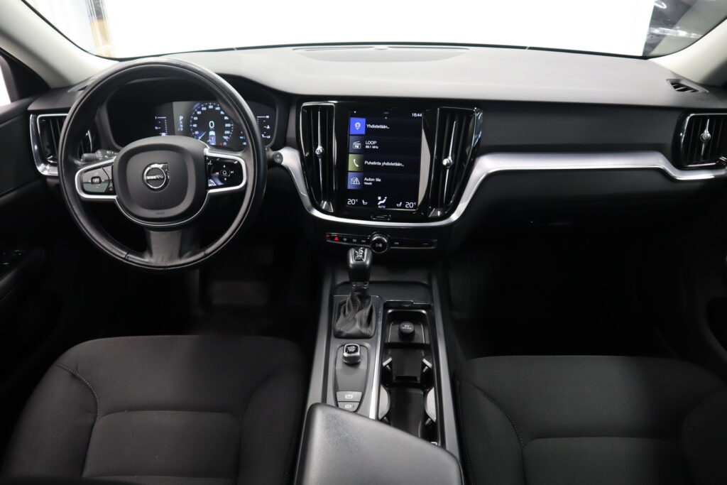 VOLVO V60, image 7