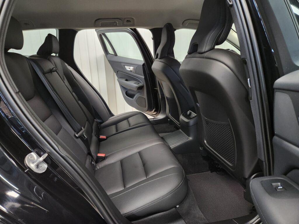 Volvo V60, image 8