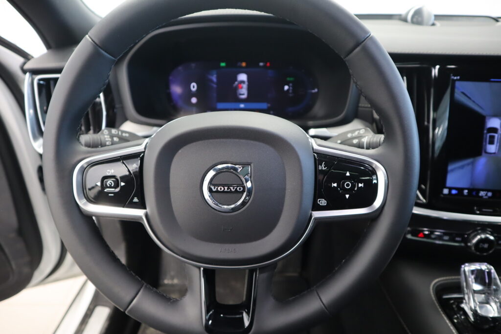 Volvo V60, image 10