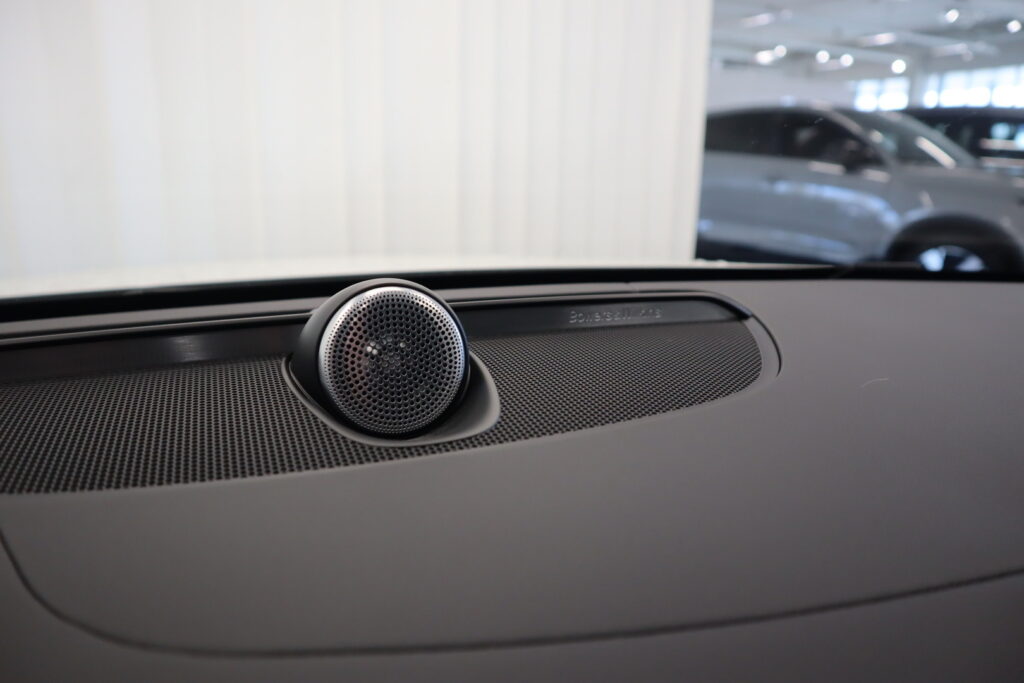 Volvo V60, image 11