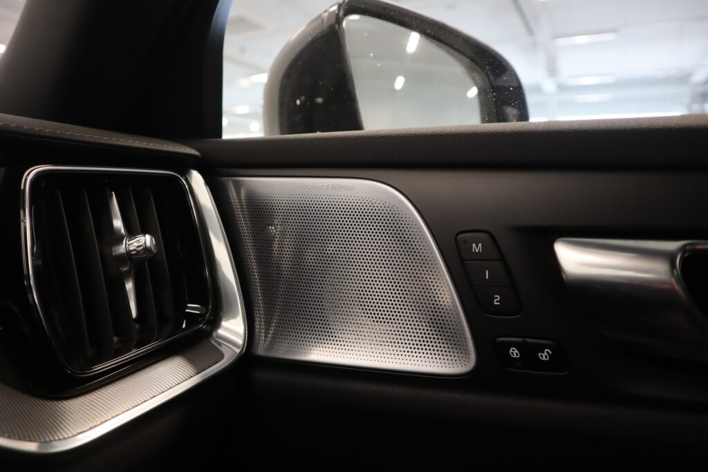 Volvo V60, image 12
