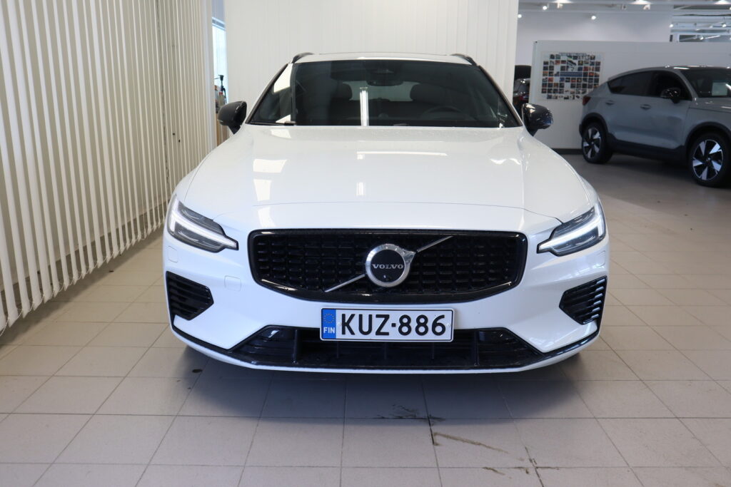 Volvo V60, image 2