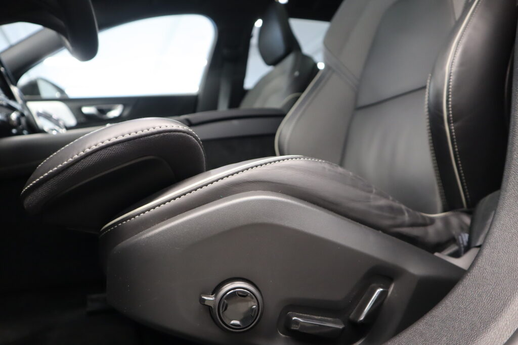 Volvo V60, image 8