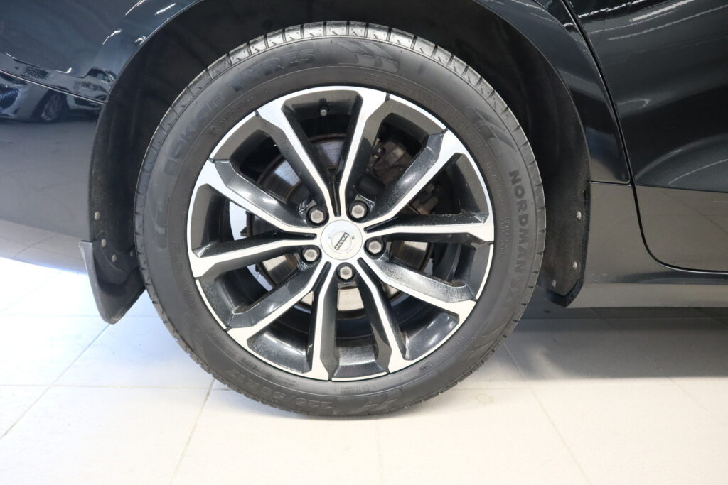 Volvo V60, image 20