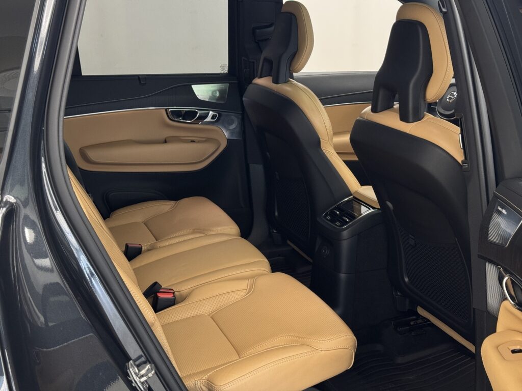 Volvo XC90, image 10