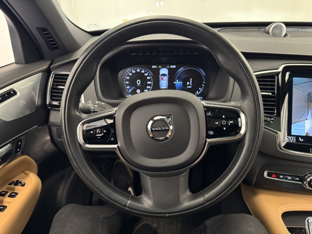 Volvo XC90, image 12