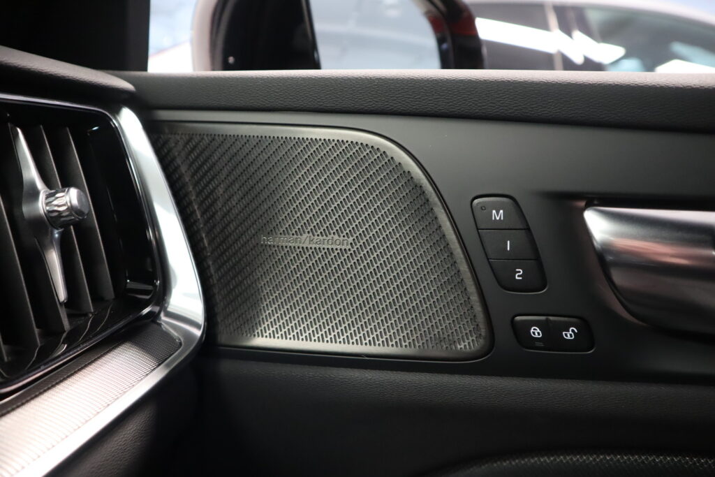 Volvo V60, image 14