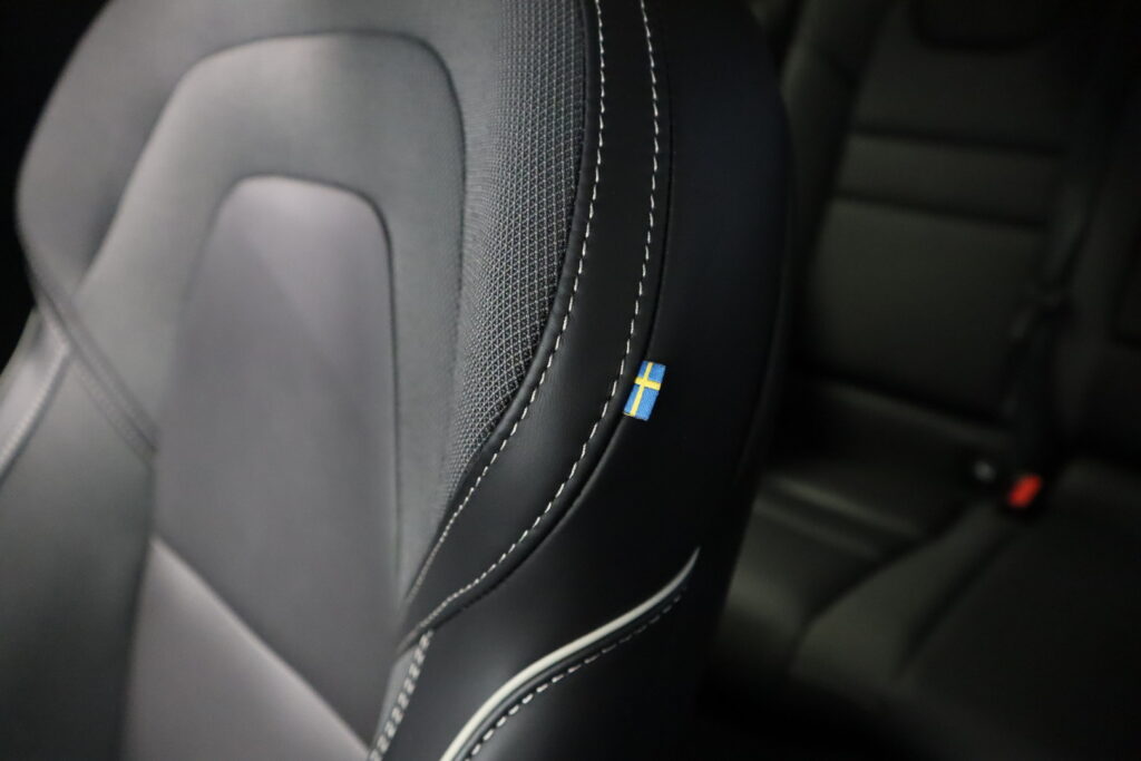 Volvo V60, image 18