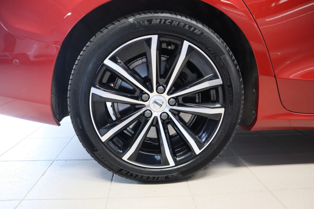 Volvo V60, image 22