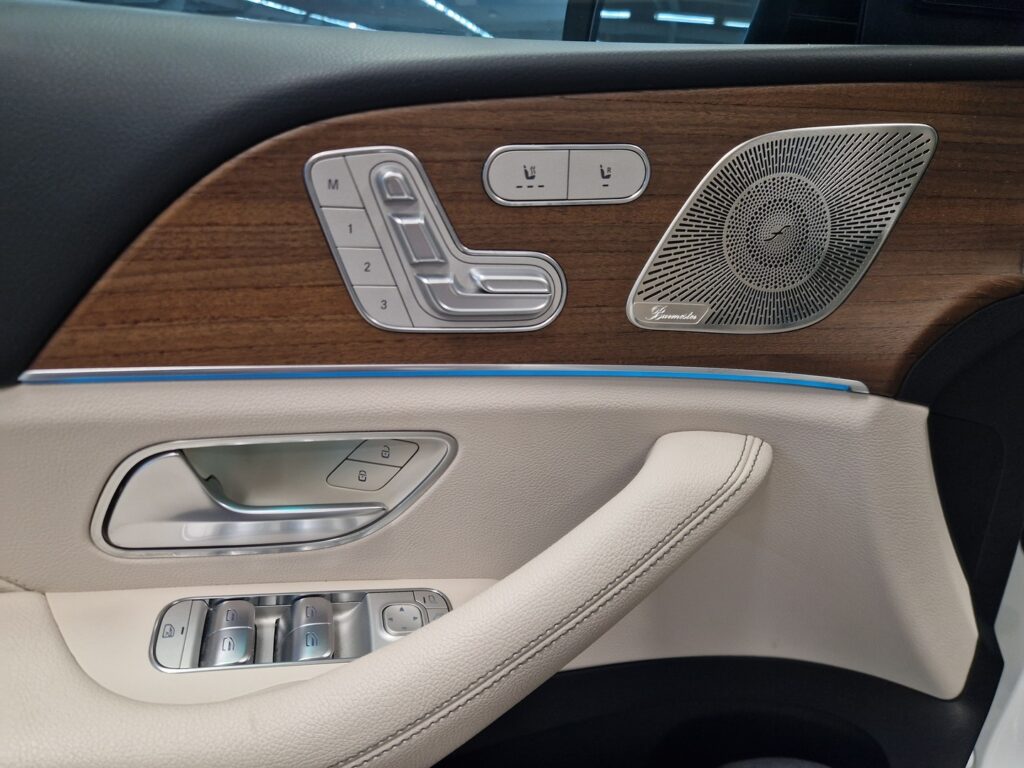 Mercedes-Benz GLE, image 19