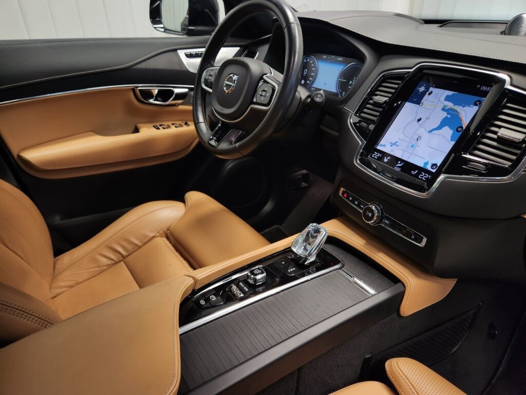 Volvo XC90, image 13