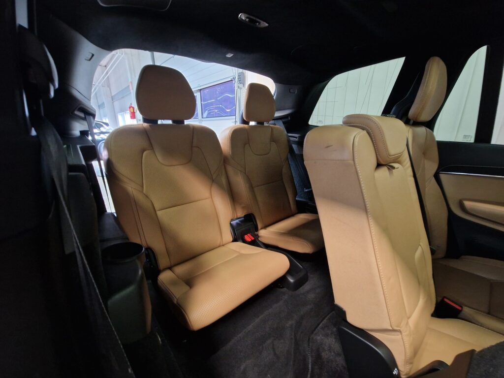 Volvo XC90, image 15