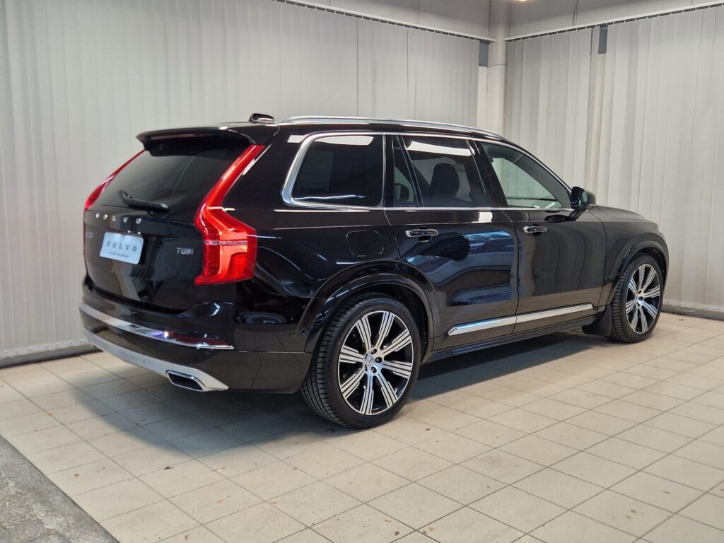 Volvo XC90, image 2
