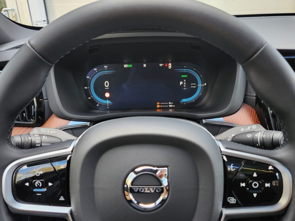 Volvo XC60, image 13