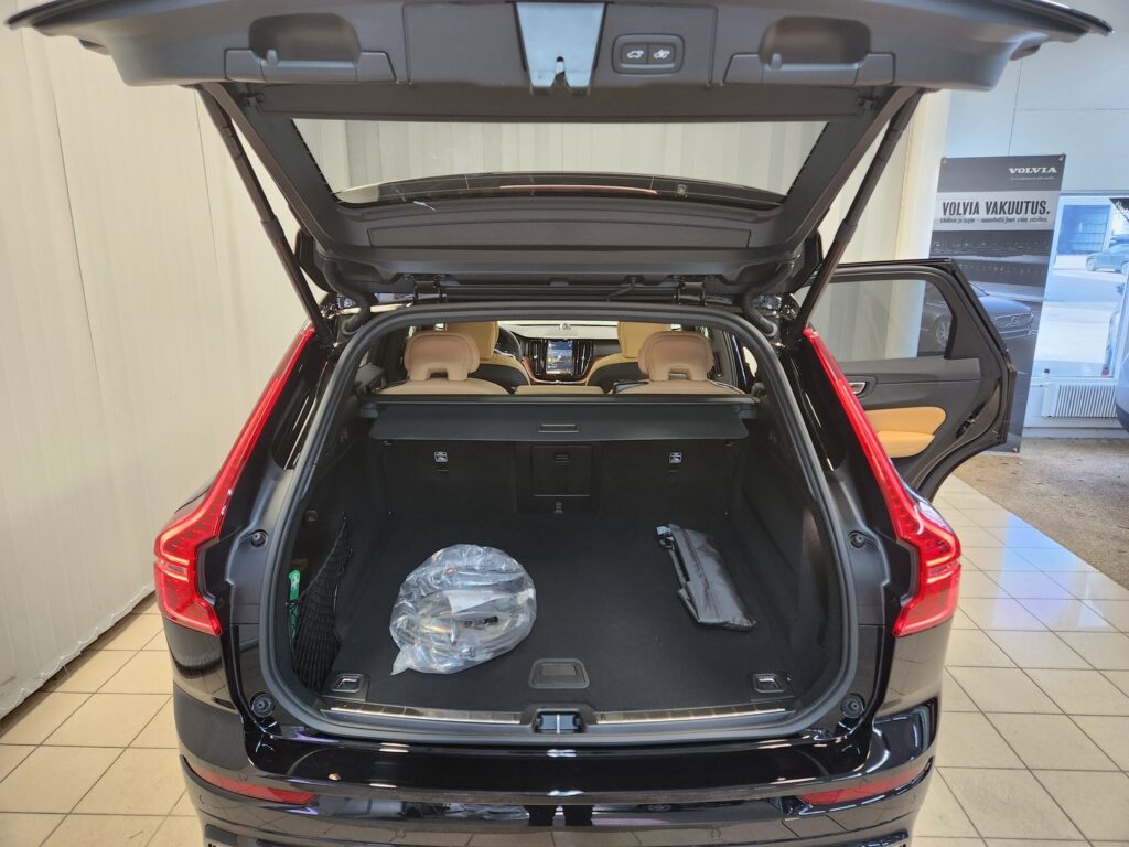 Volvo XC60, image 6