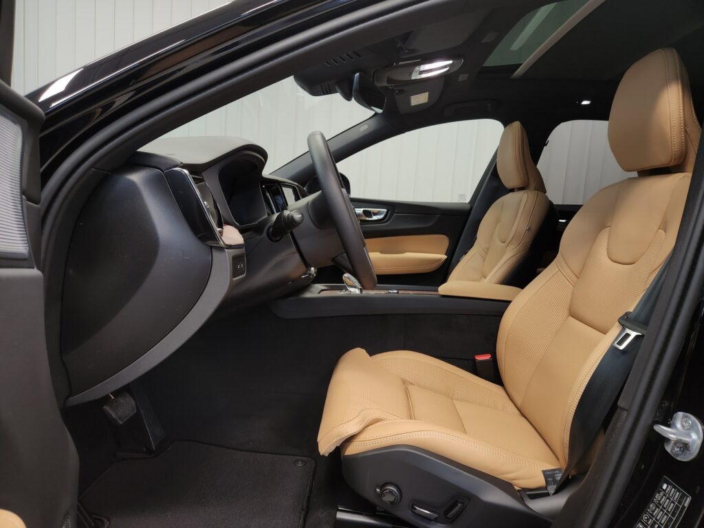 Volvo XC60, image 7