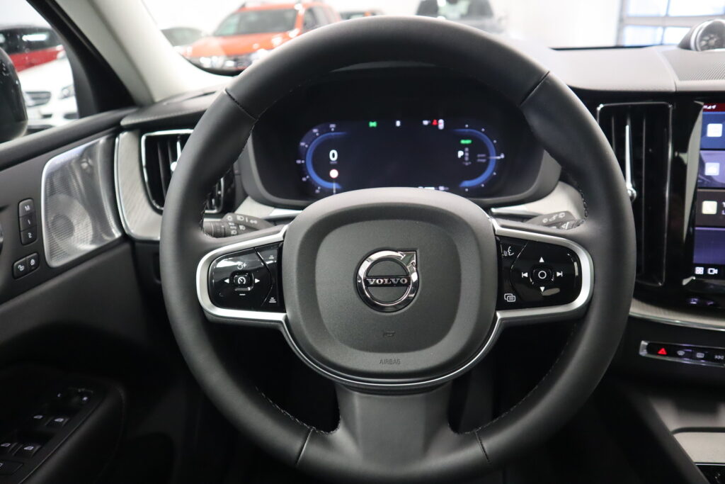 Volvo XC60, image 9