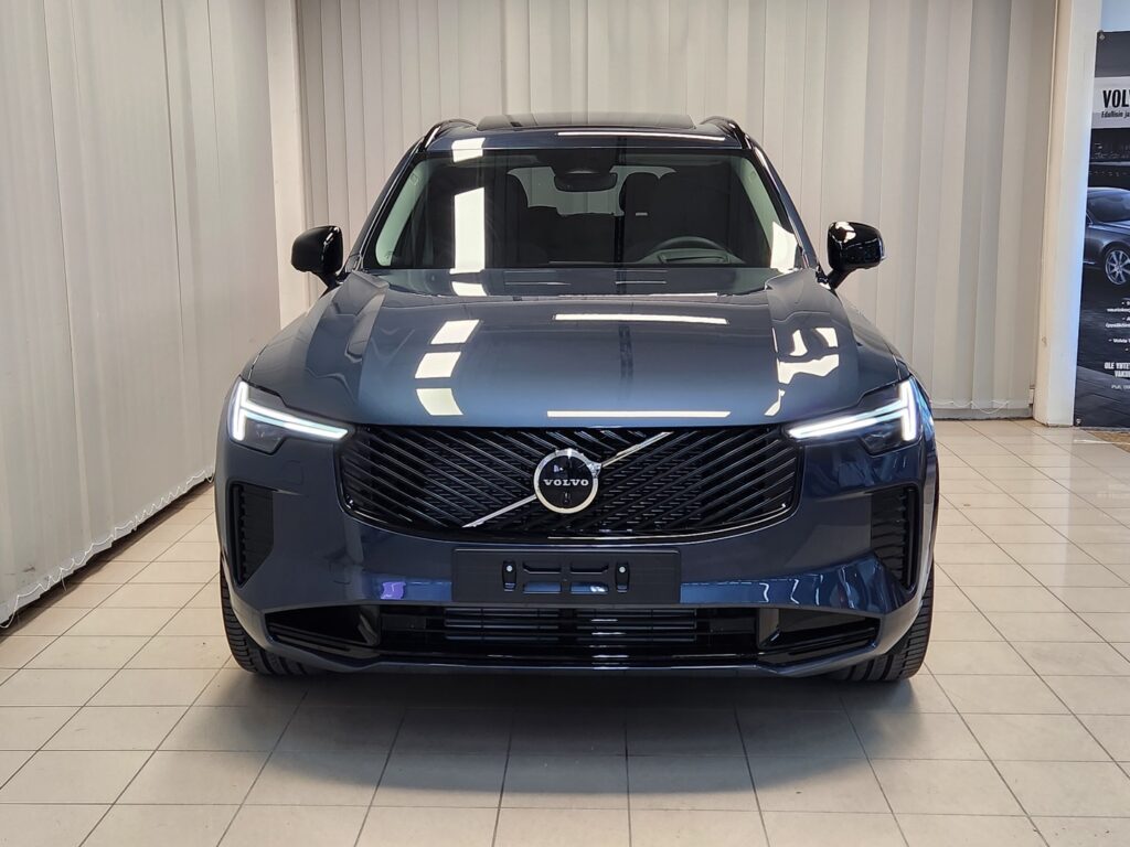 Volvo XC90, image 4