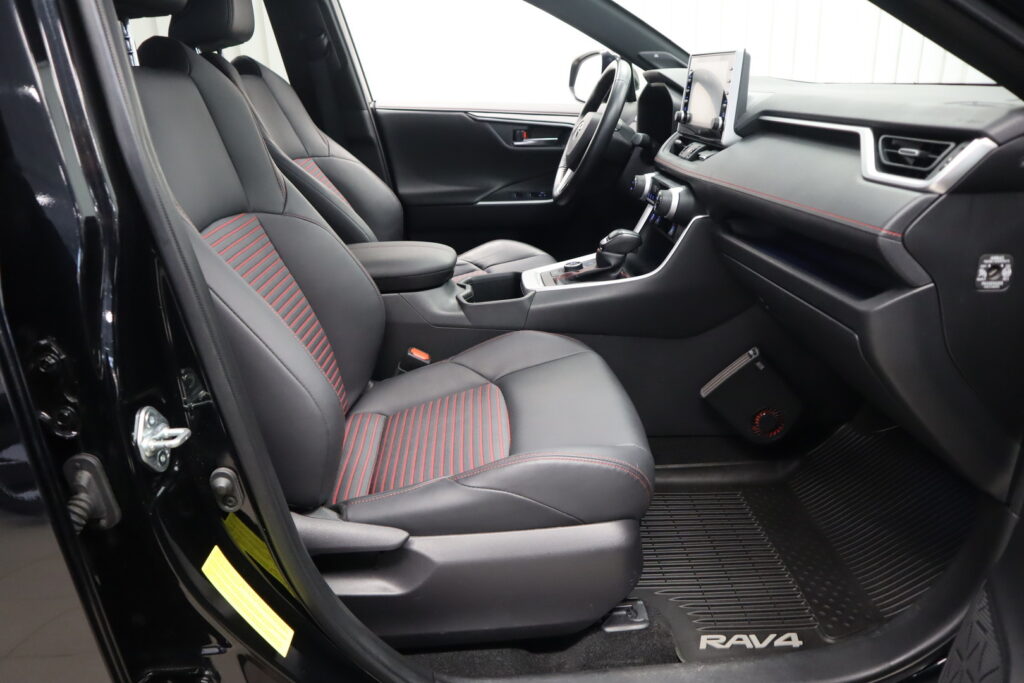 Toyota RAV4 Plug-in, image 10