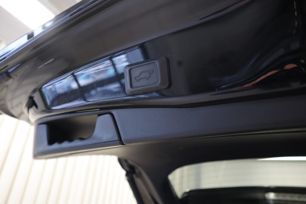 Toyota RAV4 Plug-in, image 23
